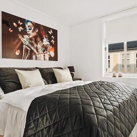 Apartment Modern & Chic Luxurious Details *