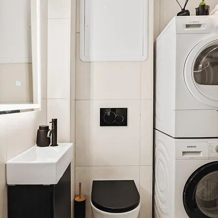 Modern & Chic Luxurious Details * Bergen